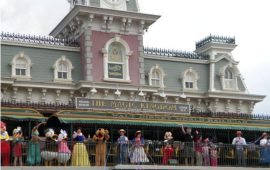 Show de boas vindas no Magic Kingdom!!!