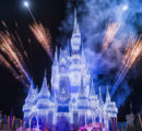 A Frozen Holiday Wish: Elsa “congela” o castelo na Disney