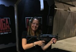Fomos conhecer o Machine Gun America, um stand de tiro em Orlando