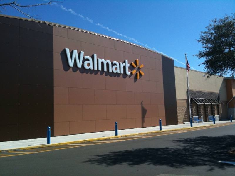 Compras no Walmart em Orlando