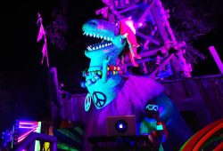 Tudo sobre a nova festa noturna do Disney’s Typhoon Lagoon