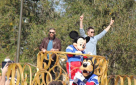 Magic Kingdom recebe as estrelas do Patriots Tom Brady e Julian Edelman