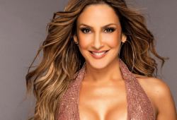 CLAUDIA LEITTE É A PRIMEIRA BRASILEIRA A SE APRESENTAR NO EPCOT, NA DISNEY