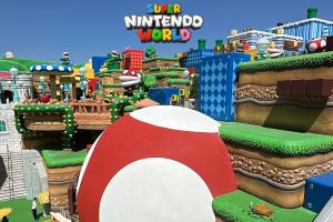  Entrada da Super Nintendo World no Epic Universe, com Mario, Luigi e Donkey Kong.